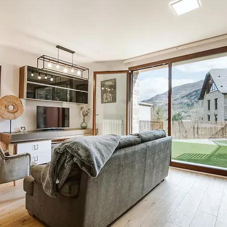 Casa Rosana De Diseno Con Terraza Apartment Sallent De Gallego